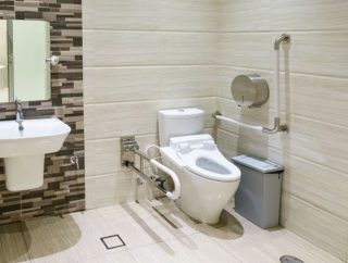 Jak zaprojektować łazienkę dla niepełnosprawnych?