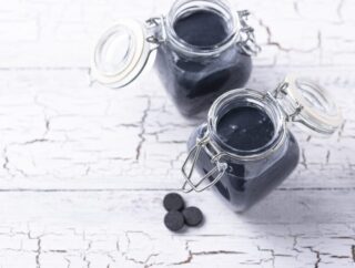 Przetwarzanie aronii na zimowe zapasy – jak zrobić sok, dżem i nalewkę