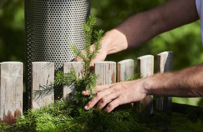Jak wykonać drewniany płotek do ogrodu – inspirujące pomysły